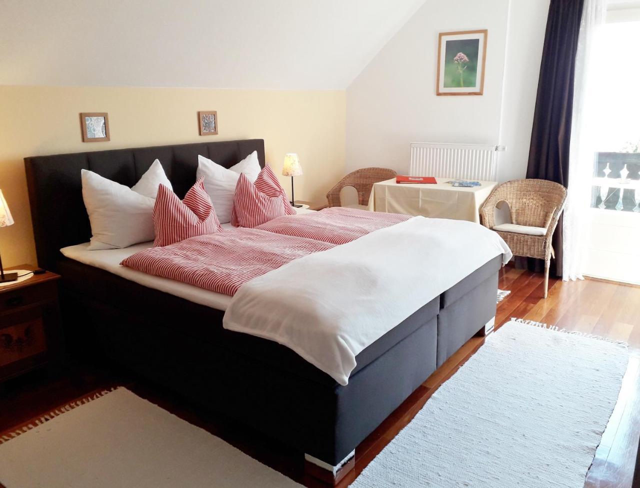 Bergbauernhof Stauder - Hirschbergalpakas Villa Lendorf Екстериор снимка